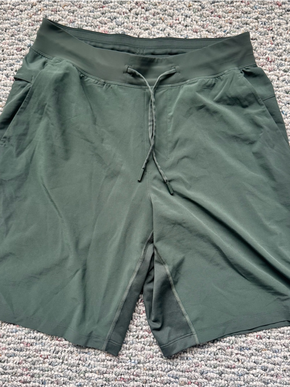 Lululemon T.H.E. Short 9" Linerless